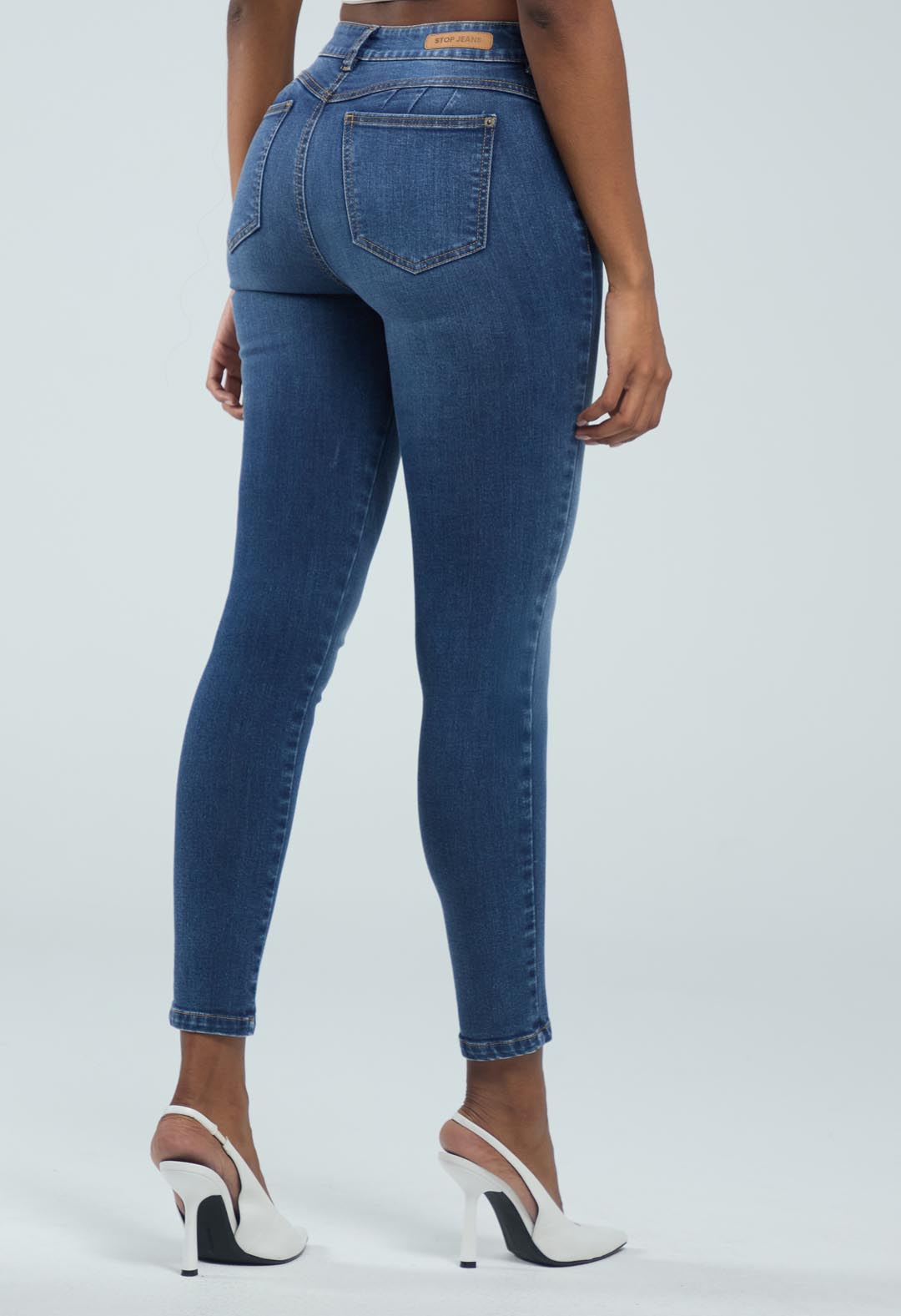 Jeans Bota Tubo Jean Tiro Alto, Control Abdomen, Extra Realce